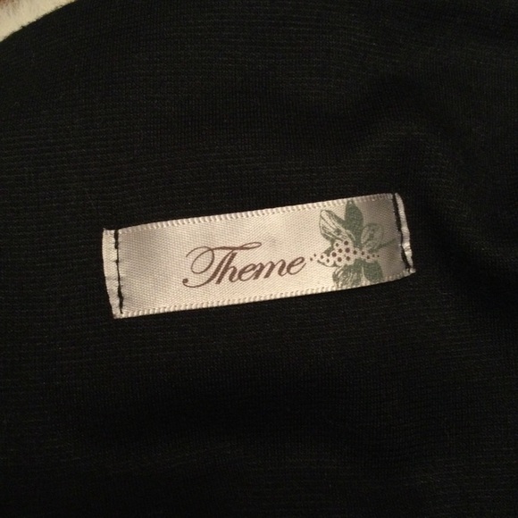 High waisted button Black Skirt - Picture 3 of 3